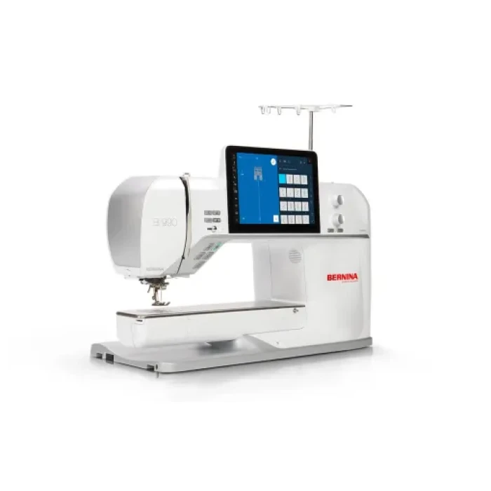 Bernina 990 (Incl. Embroidery Module) - Image 2