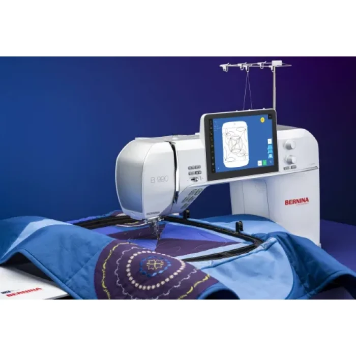 Bernina 990 (Incl. Embroidery Module) - Image 3